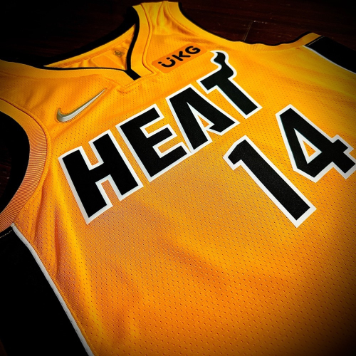 Tyler Herro Miami Heat Earned Edition Nike Sw44(M)