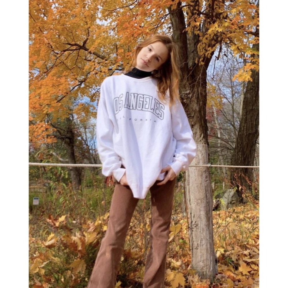 現貨⊹LA印花純白衛衣 🎧 Erica LA Sweatshirt-細節圖4