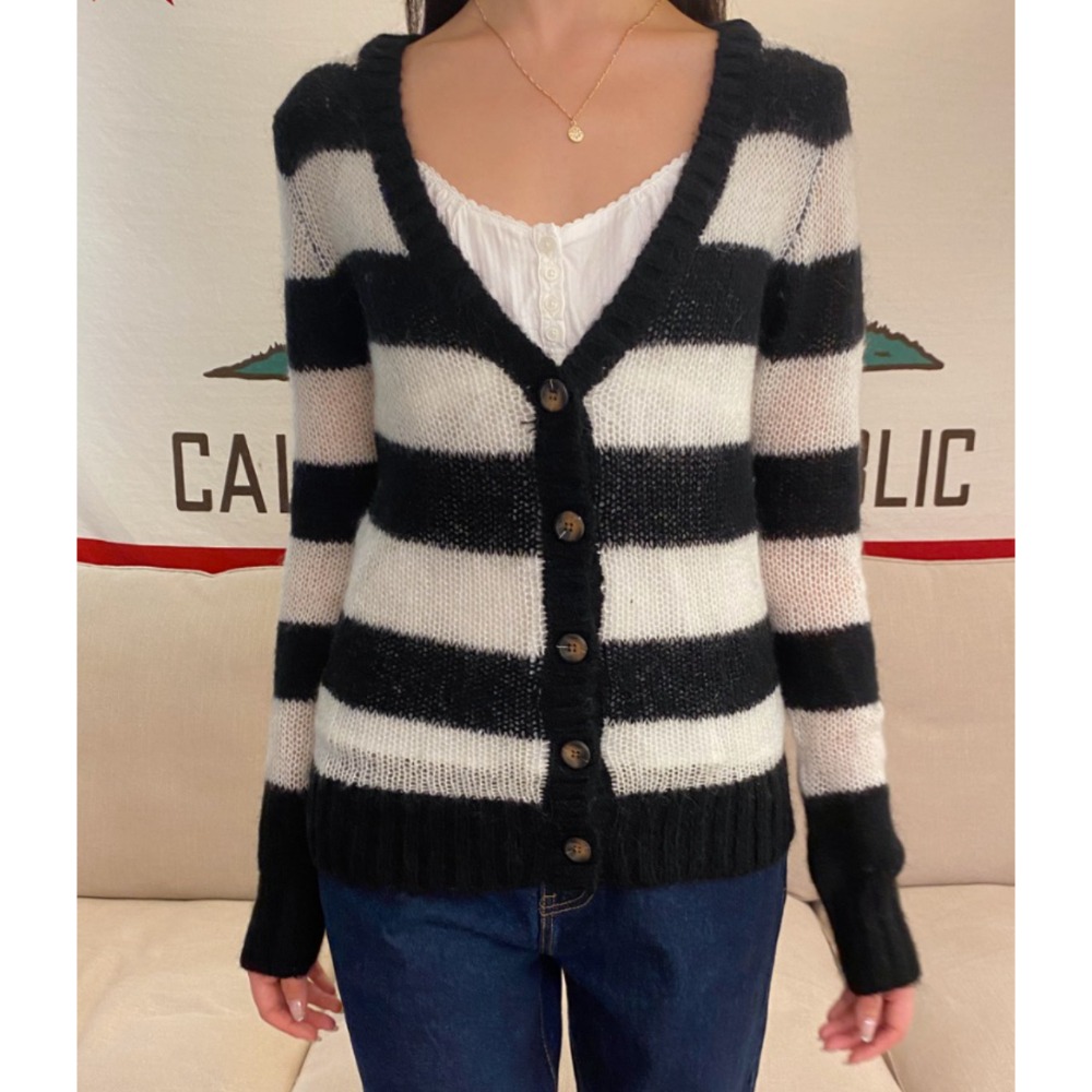 兩色・Nikki Striped Sweater-規格圖3