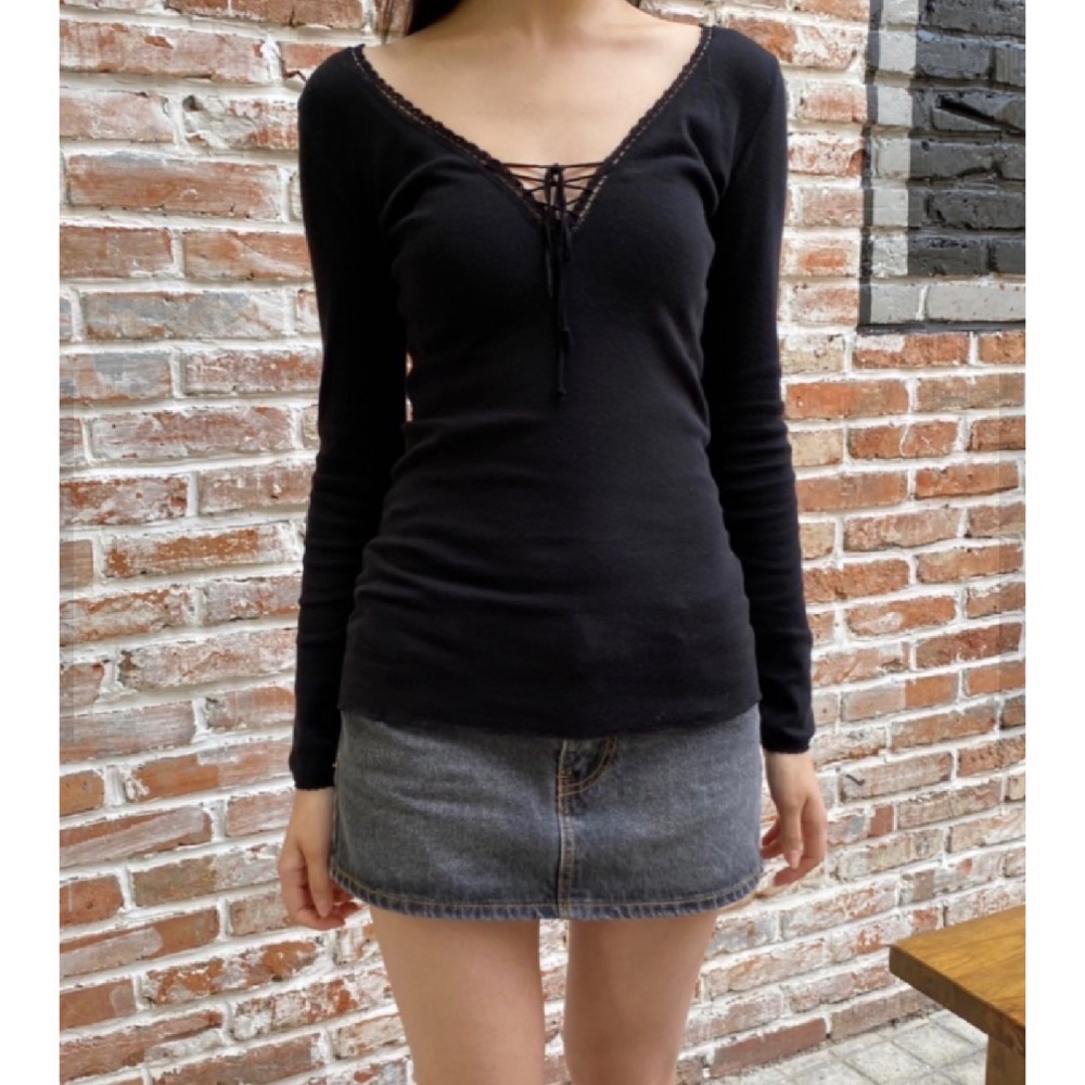 Tania V-Neck Lace Top-規格圖4