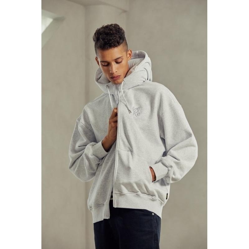 [雙向拉鏈］韓國KEEK 刺繡 Logo Hoodie Zip-up 頸枕外套 #旅行必備-細節圖5