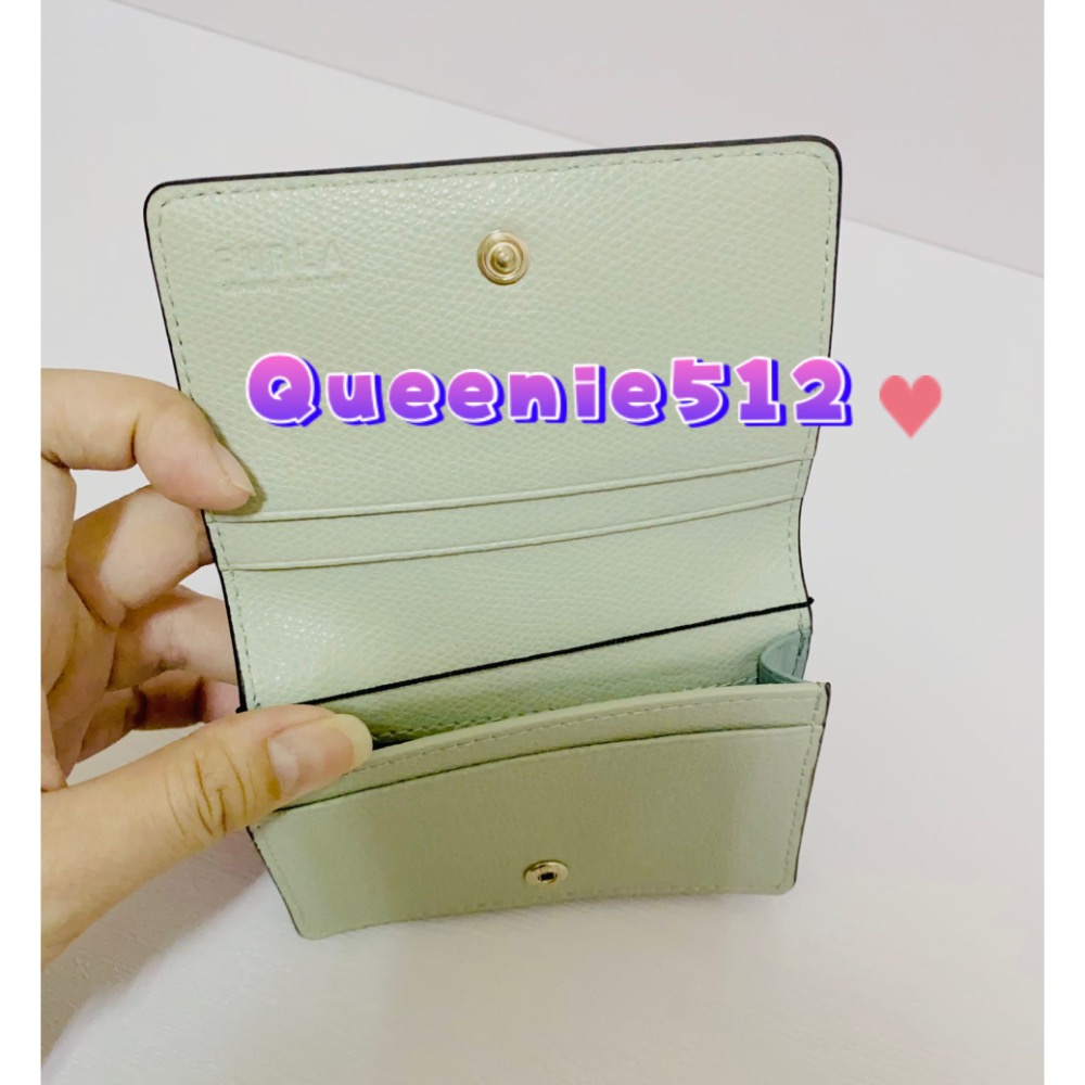 Furla Camelia字母Logo拼色防刮牛皮3卡釦式對折卡包 卡夾-細節圖5