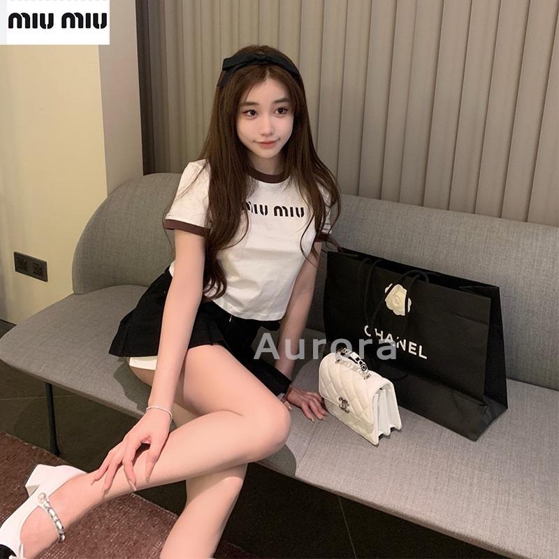 💕Aurora 美國代購💕 MiuMiu 新款 字母 印花 短袖T恤 女 設計感 小眾 短款 上衣-細節圖8