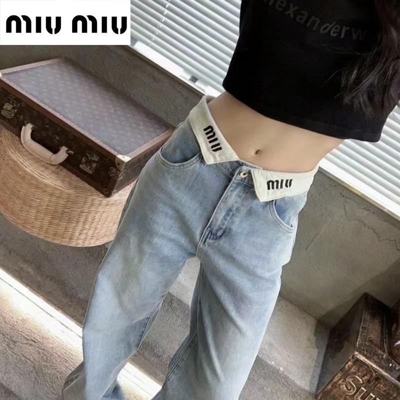 💕Aurora 美國代購💕 MiuMiu 新款 翻邊字母logo 牛仔褲 直筒 復古 高腰 顯瘦 闊腿褲 淺藍色-細節圖6