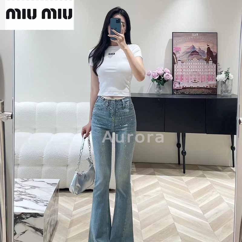 💕Aurora 美國代購💕 MiuMiu 新款 腰部燙鑽微喇叭牛仔褲 修身 舒適 復古 百搭顯瘦-細節圖2