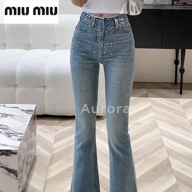 💕Aurora 美國代購💕 MiuMiu 新款 腰部燙鑽微喇叭牛仔褲 修身 舒適 復古 百搭顯瘦-細節圖4