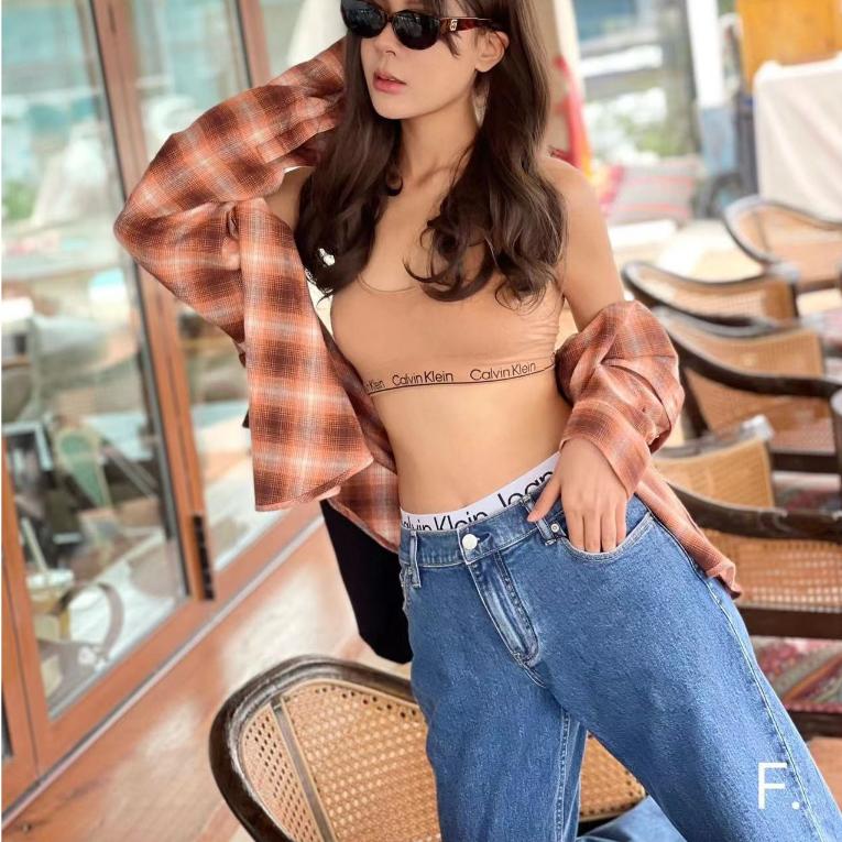 Aurora 購物分享💕 Calvin Klein JENNIE同款90系列新款牛仔褲 CK經典腰邊logo 水洗牛仔褲-細節圖7