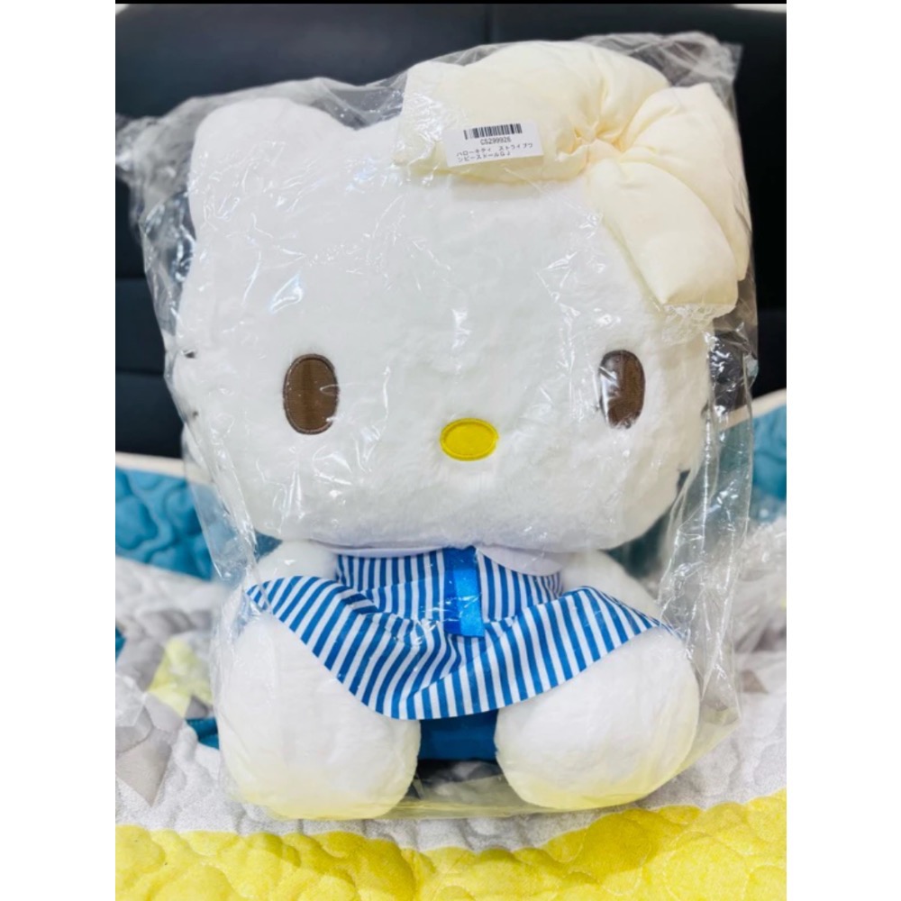 ✨日貨連線✨ Hello Kitty條紋連衣裙玩偶GJ 日版景品 日本空運 正版景品 超大隻 限量一個-細節圖2