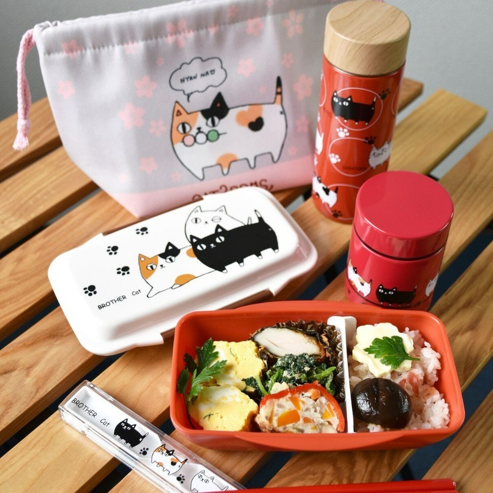 [現貨] 貓咪三兄弟系列 輕量型 不鏽鋼 保溫瓶 散步圖案 粉色 圈圈圖案 紅色 送禮 禮物 交換禮物-細節圖9