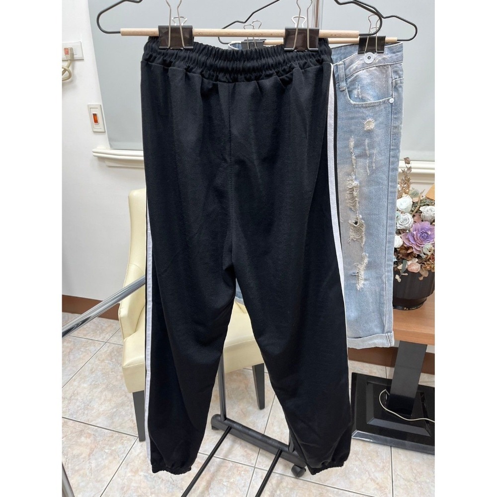 【二手新品】多色寬鬆綁帶顯瘦運動褲-A-細節圖2