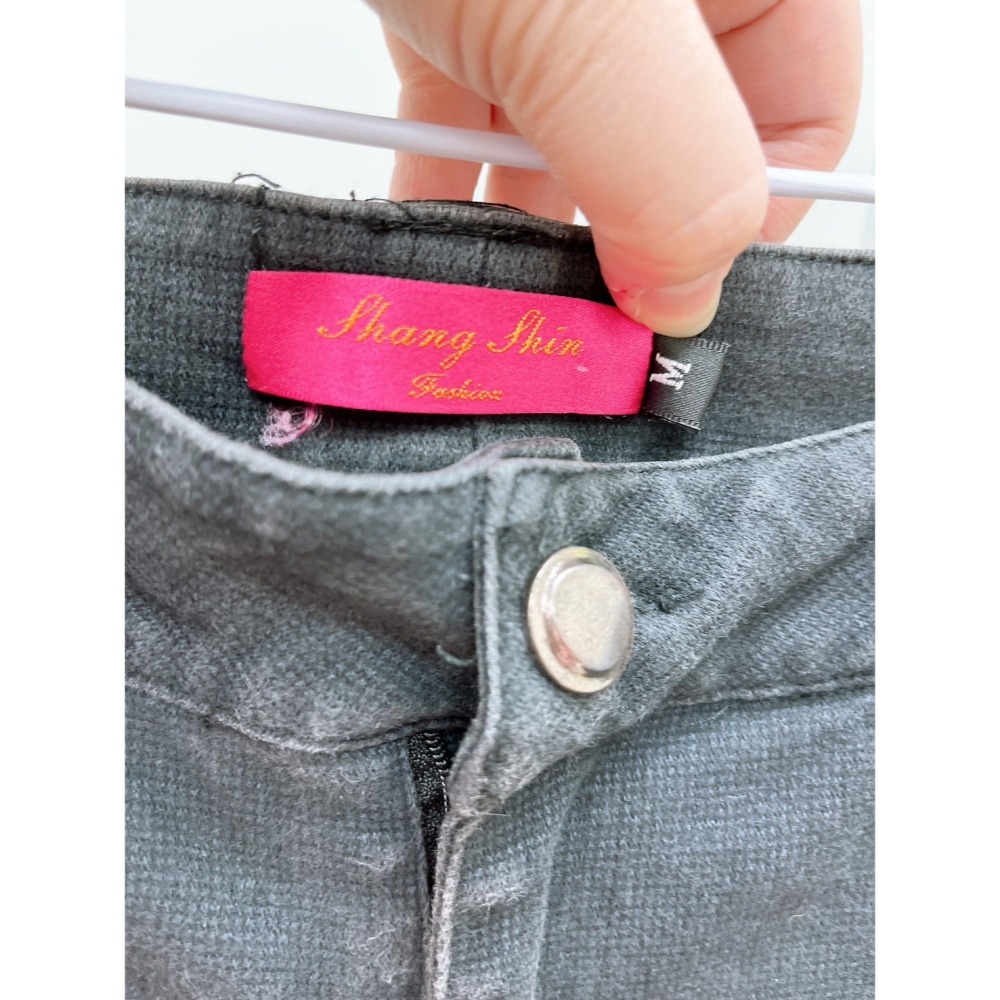 【二手】深灰色直筒牛仔長褲-A-細節圖3