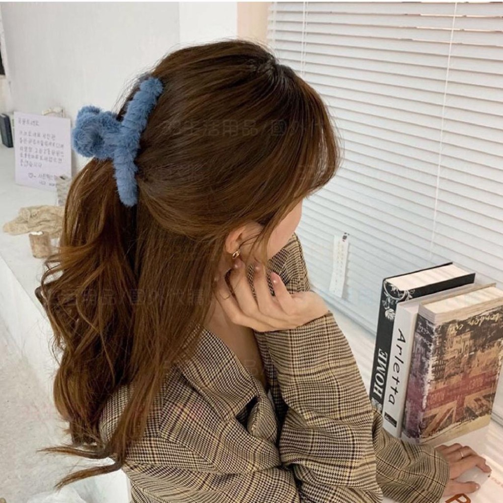 女王美學(新品上架)鯊魚夾 髮夾 大抓夾 抓夾 韓系鯊魚夾 韓式髮夾 金屬鯊魚夾 韓式髮夾 韓國髮飾-細節圖3