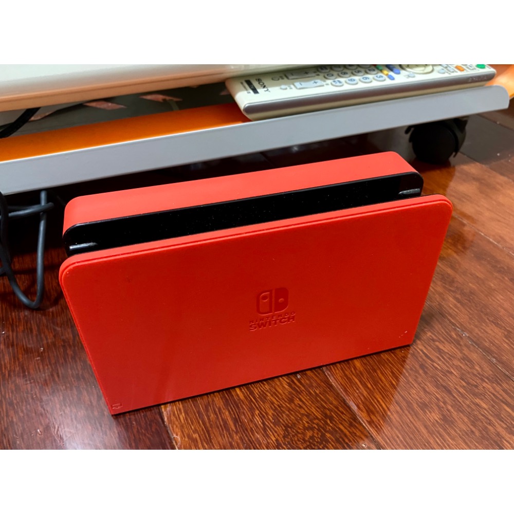 任天堂NS Switch OLED 瑪利歐亮麗紅 遊戲機 掌機-細節圖8