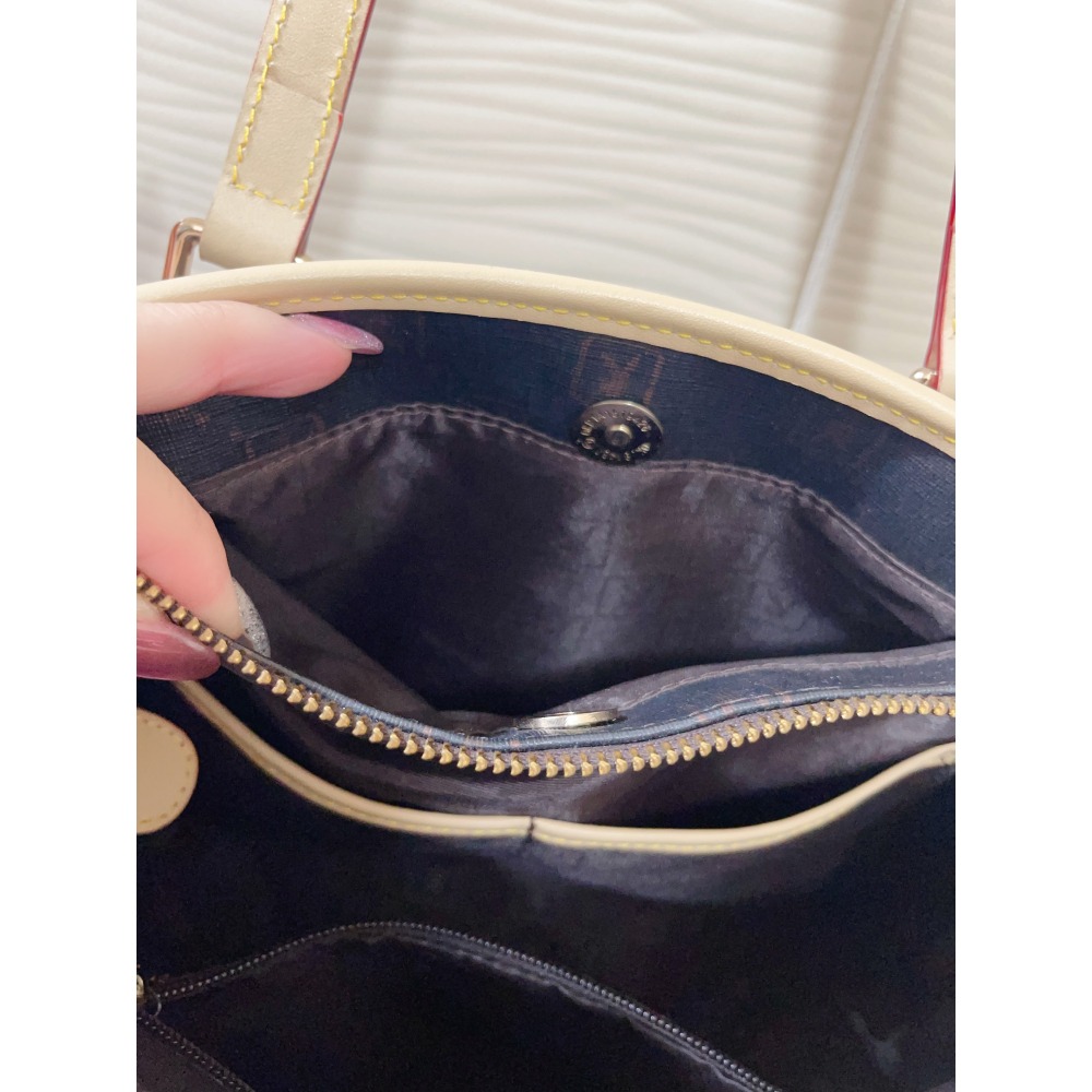 PLAY BOY 肩背包  手提包  斜背包 大容量 防刮紋 女用包-細節圖2