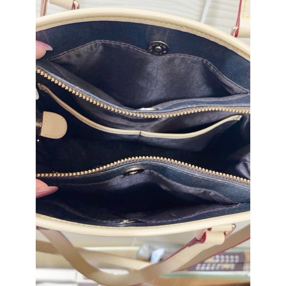 PLAY BOY 肩背包  手提包  斜背包 大容量 防刮紋 女用包-細節圖4