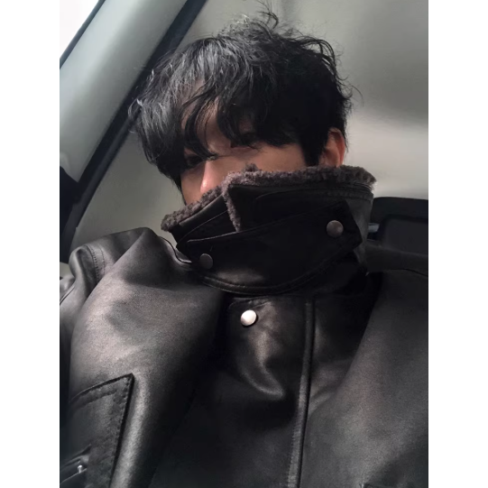 【YT SHOP】韓國｜🇰🇷｜男款｜復古風立領 PU皮 短版夾克 皮外套 男冬季寬鬆羊羔毛棉服韓國穿搭-細節圖4