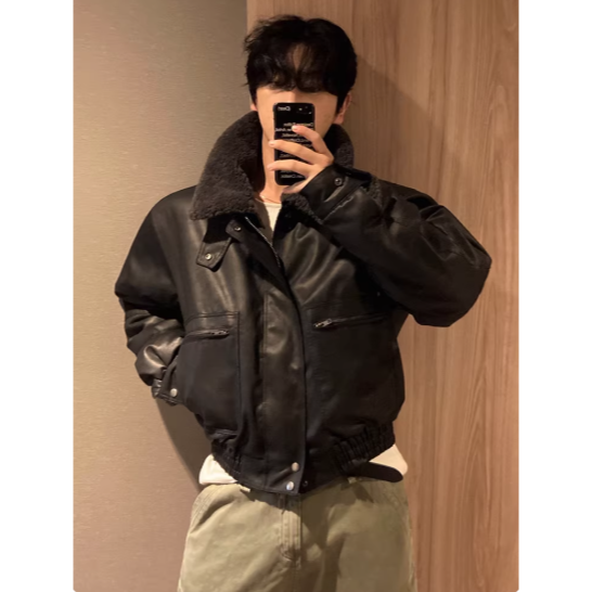 【YT SHOP】韓國｜🇰🇷｜男款｜復古風立領 PU皮 短版夾克 皮外套 男冬季寬鬆羊羔毛棉服韓國穿搭-規格圖5
