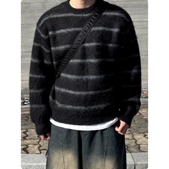 【YT SHOP】韓國｜🇰🇷｜黑白條紋毛衣｜老錢風條紋圓領毛衣男冬季保暖寬鬆針織衫韓系日常通勤穿搭-細節圖3