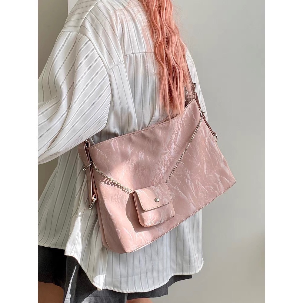 「V+ACC」韓系托特包 斜背包 大容量 附吊飾零錢包-細節圖9