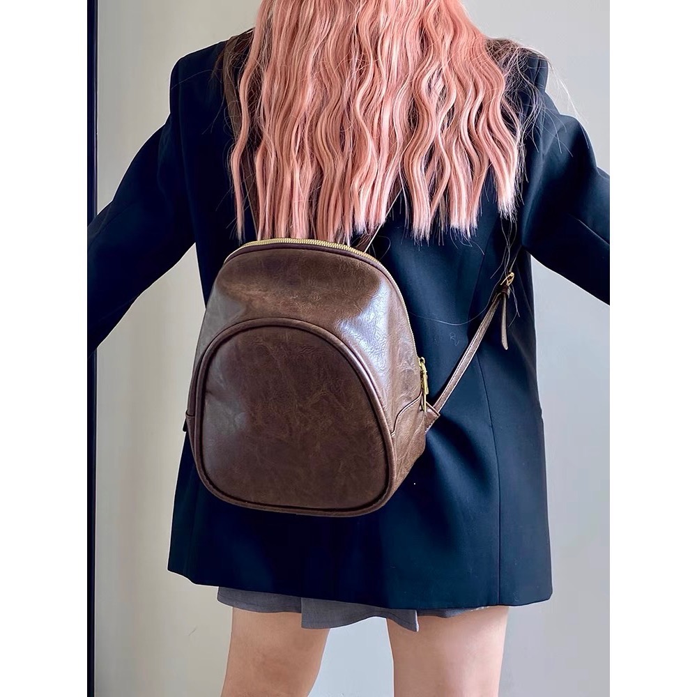 「V+ACC」橢圓後背包 蛋蛋包 大容量 復古棕 黑-細節圖3