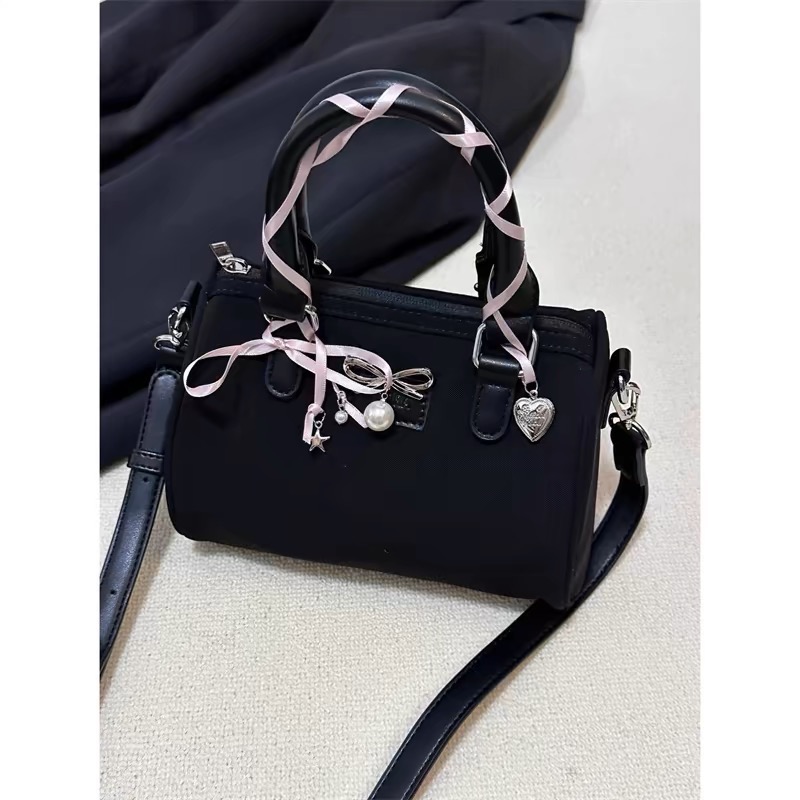 「V+ACC」麂皮質感芭蕾緞帶波士頓包 手提包 Y2K 珍珠蝴蝶結-細節圖2