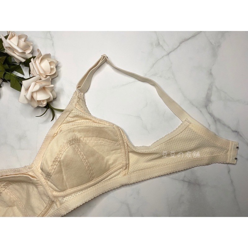 #885‼️熱銷款‼️【C罩杯】兩排釦 薄襯墊 蕾絲緹花 透氣布 吸濕排汗 無鋼圈 素色 學生內衣 內衣-細節圖6