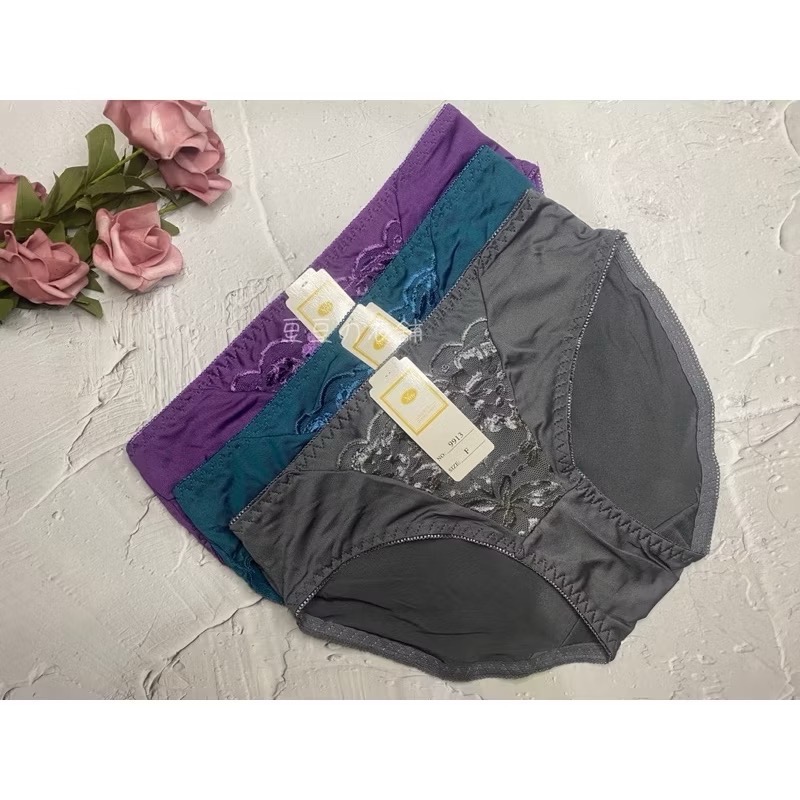 #9913 F尺碼 超舒適 牛奶絲 蕾絲 性感 透氣 中腰 女生內褲 女內褲 內褲-細節圖2