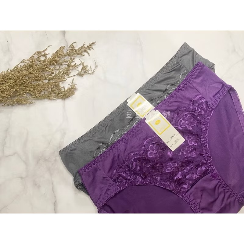 #9962 加大 牛奶絲 蕾絲 性感 親膚 中腰 大碼 大尺碼 女生內褲 女內褲 內褲-細節圖2