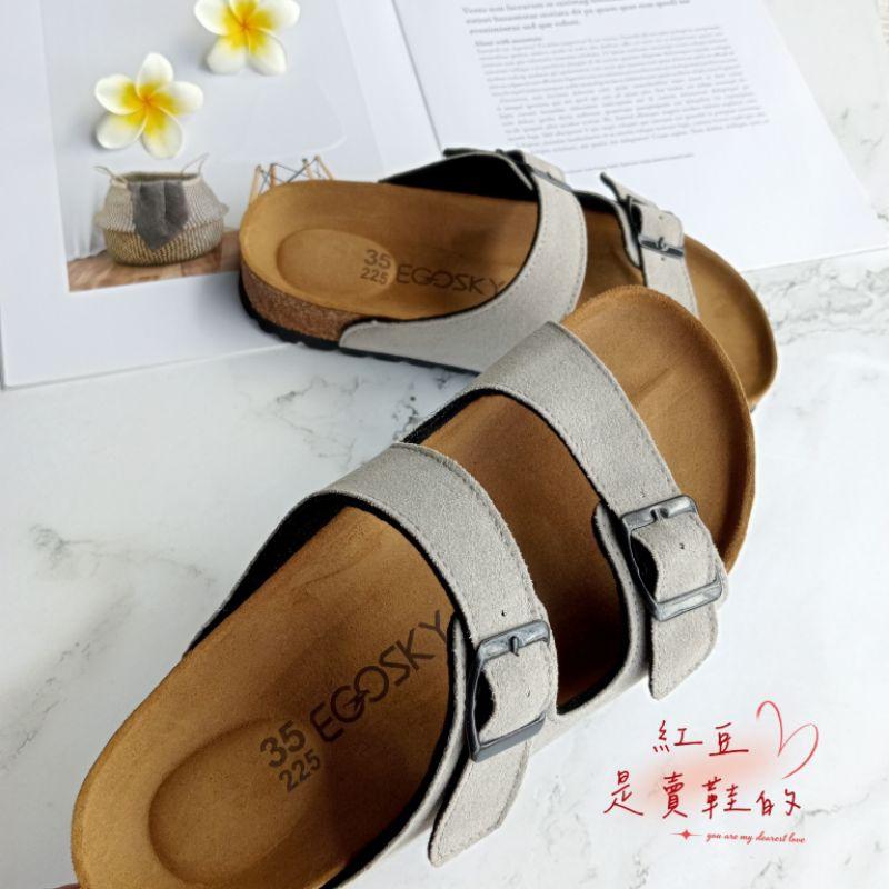 <紅豆是賣鞋的>🫰小編超推新色雙扣拖鞋、🇹🇼台灣手工製作拖鞋、👍中底牛皮+專利舒軟墊、高CP值平底拖鞋、百搭款-細節圖6