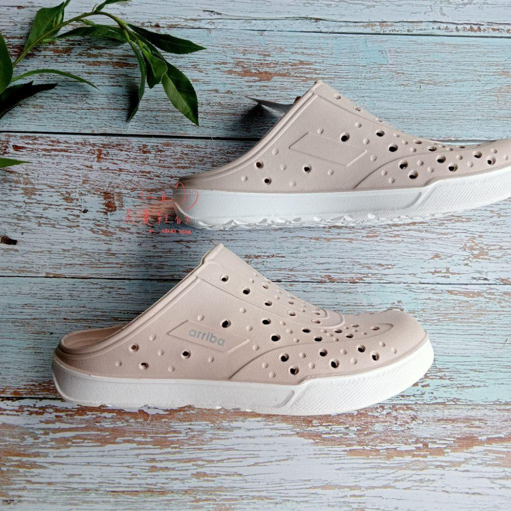 <紅豆是賣鞋的>arriba奶茶色洞洞鞋、EVA輕質懶人鞋、戲水出遊透氣方便、男生款穆勒鞋-細節圖3