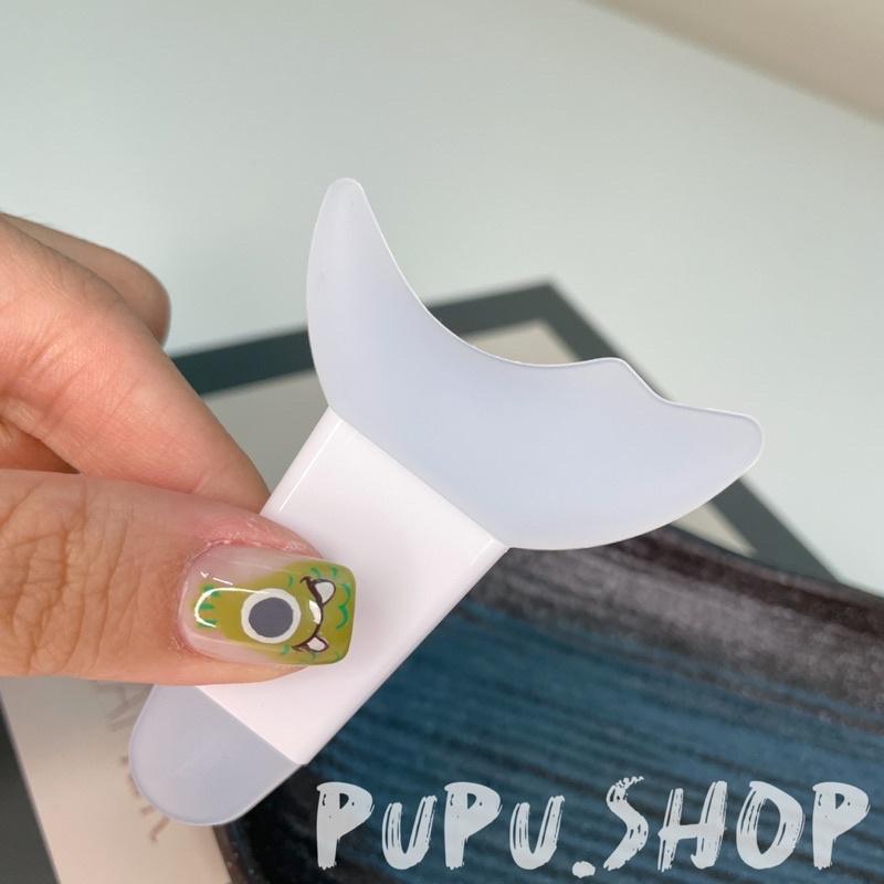 Pupu.shop🌸新品現貨｜郭小妞多功能眼妝輔助器 白色長柄｜新手必入｜眼線輔助板-細節圖2