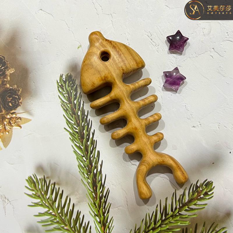 艾美莎莎💞台灣現貨 金絲檀 綠檀梳加厚按摩梳子 頭部放鬆舒壓按摩梳 經絡按摩梳 經絡梳淋巴排毒全身 經絡疏通指壓按摩刮痧-細節圖3