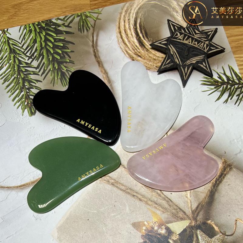 艾美莎莎（送A醇精華液+收納袋）特A貨 粉晶刮痧板 按摩器 心形刮痧板 眼臉心型按摩刮痧 刮痧棒 撥筋棒 水晶心形刮痧板-細節圖2