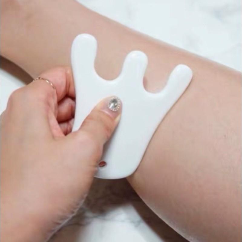 現貨 精品陶瓷刮痧板 艾美莎莎💞頭部刮痧板 陶瓷梳 頭部按摩 頭部舒壓刮痧板 頭梳吳依霖 Ceramic Gua Sha-細節圖6