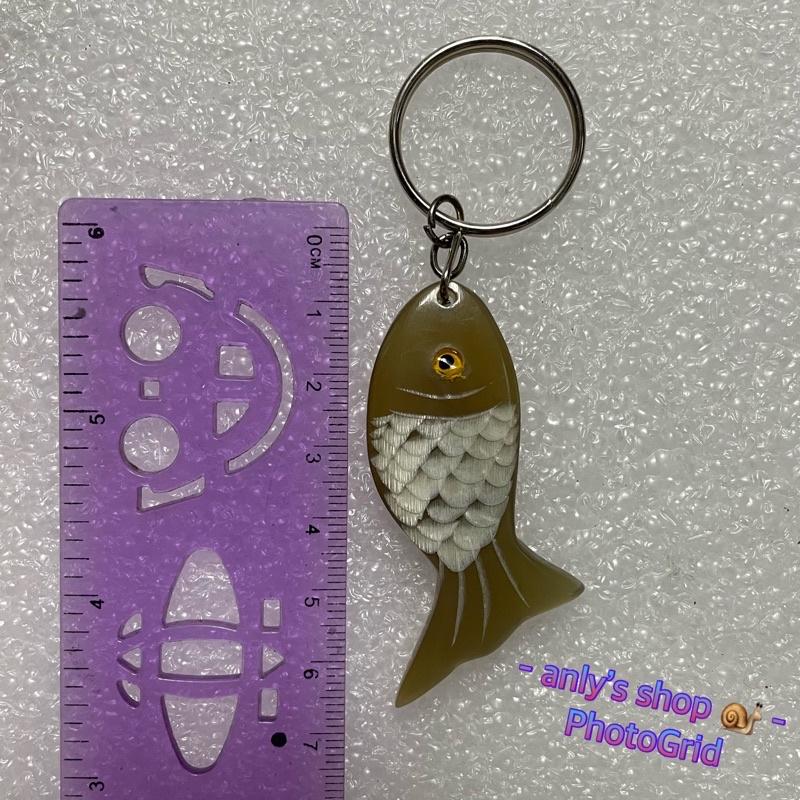 現貨 高質感 天然牛角刮痧板 鑰匙圈❤️汽車鑰匙圈 魚形鑰匙圈 臉部刮痧 刮痧 臉部撥筋 經絡按摩 梳子 氣墊梳 按摩梳-細節圖2