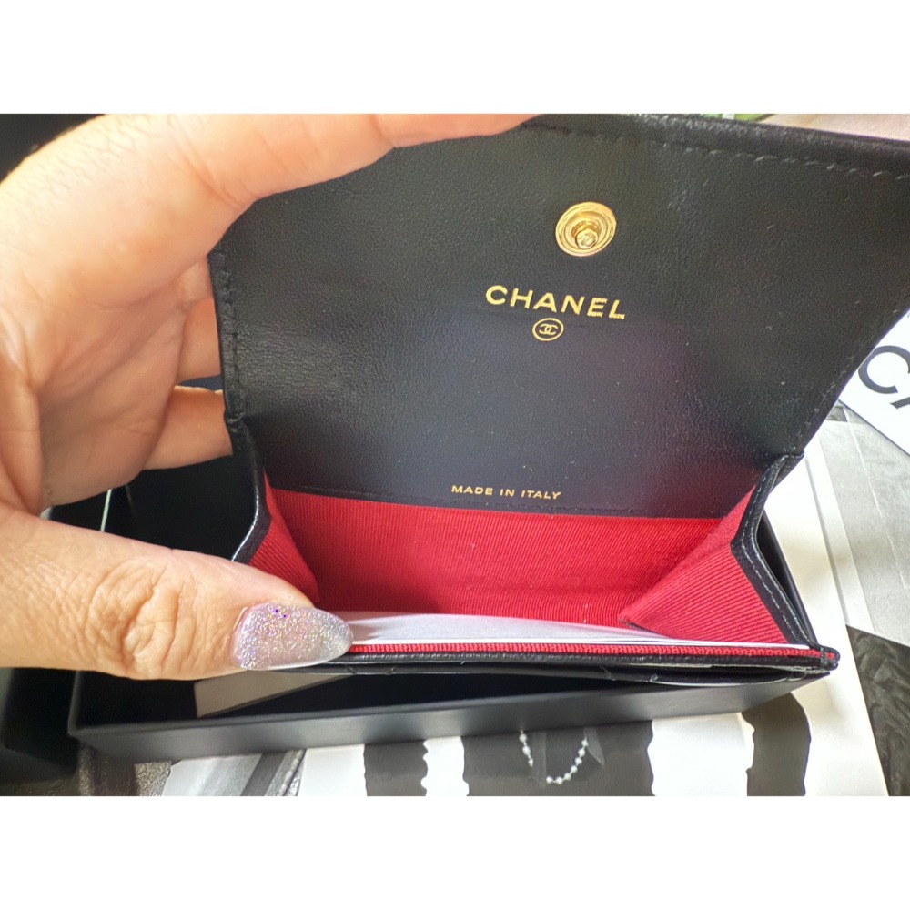 香奈兒19系列翻蓋黑金卡包-細節圖2