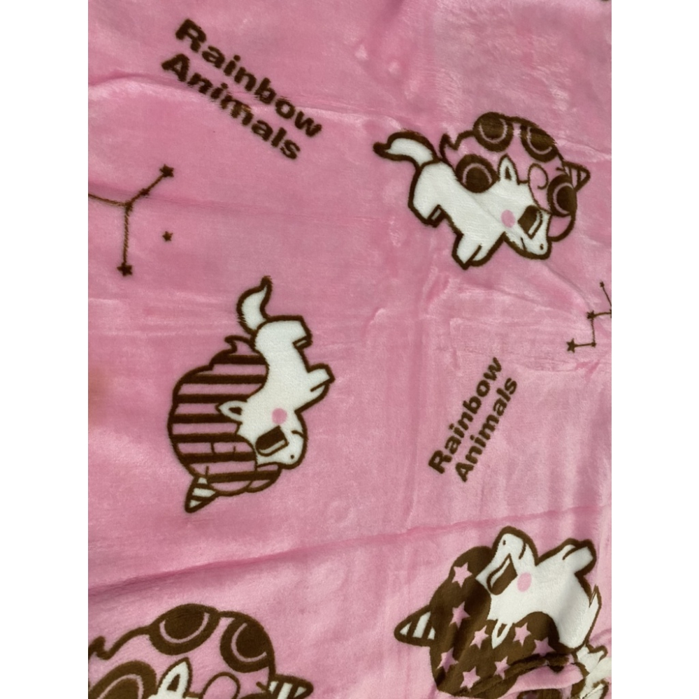 【台灣賣家24H出貨】冬天必備~ 兒童披肩毯 懶人毯 薄毯 斗篷 毯子 法蘭絨小被子 午睡毯 居家斗篷披風 斗篷浴巾-細節圖6