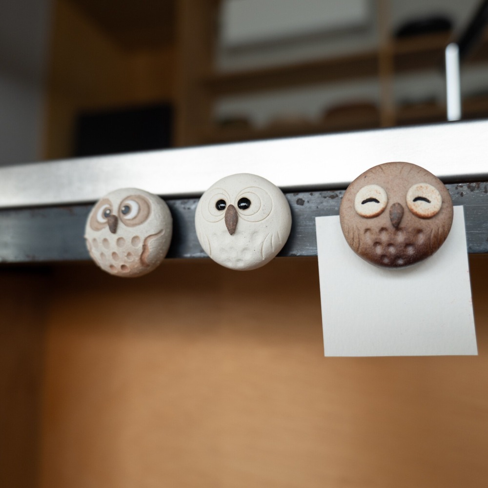 【日本製】 (信樂燒) 手工陶瓷貓頭鷹磁鐵禮盒-細節圖4