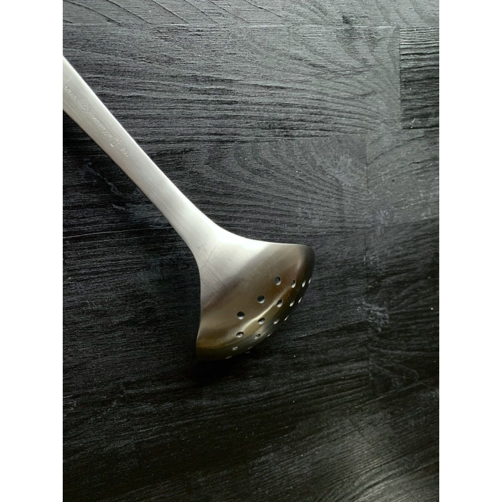 24hr出貨⚡️日本製 柳宗理 SORI YANAGI 不鏽鋼 圓孔杓 湯勺 濾湯勺 濾勺 有孔 漏勺 勺子-細節圖5