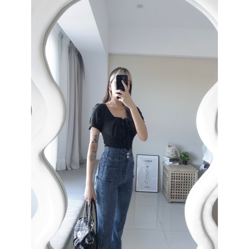 薄針織胸前抓皺小包袖上衣-細節圖9