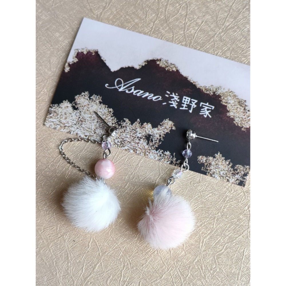 戀與製作人．同人延伸．奇妙咖啡廳．全員系列毛絨不對稱耳環-細節圖4