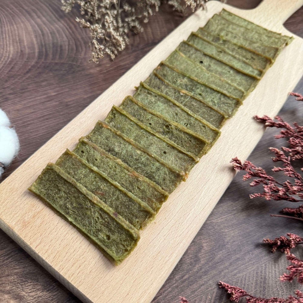 【菠菜雞肉酥】南瓜 紫薯地瓜 櫻花蝦 甜菜根 菠菜 雞肉片 狗零食 貓零食 肉乾 零嘴 寵物肉乾 手工雞肉乾-細節圖2