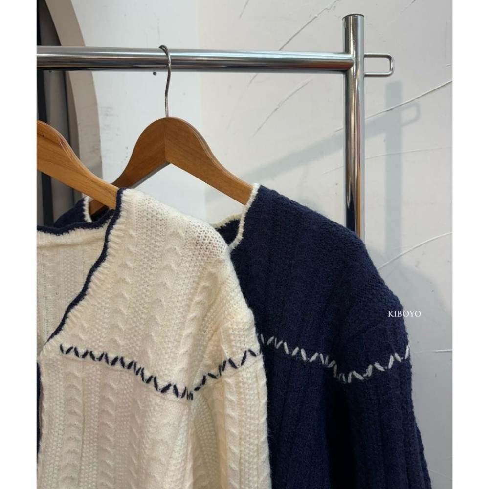 【𝐊𝐈𝐁𝐎𝐘𝐎】秋冬氣息拼線針織開襟外套｜現貨-細節圖2