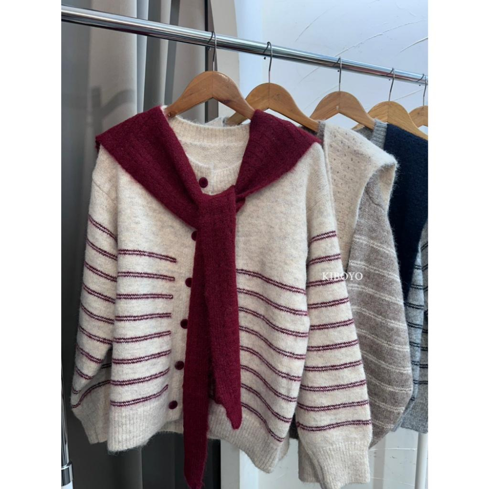 【𝐊𝐈𝐁𝐎𝐘𝐎】細緻橫條復古條紋披肩針織外套上衣｜現貨-細節圖2