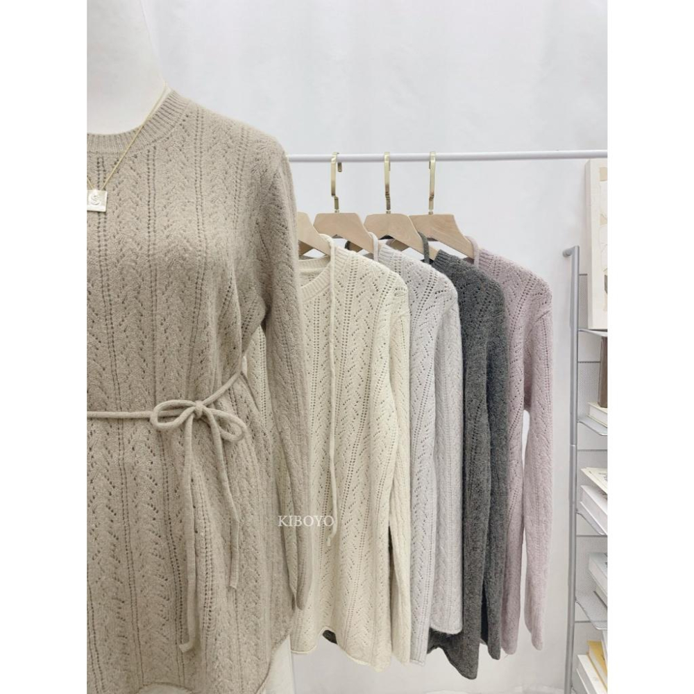 【𝐊𝐈𝐁𝐎𝐘𝐎】雲朵感鏤空針織長版上衣｜現貨-細節圖3