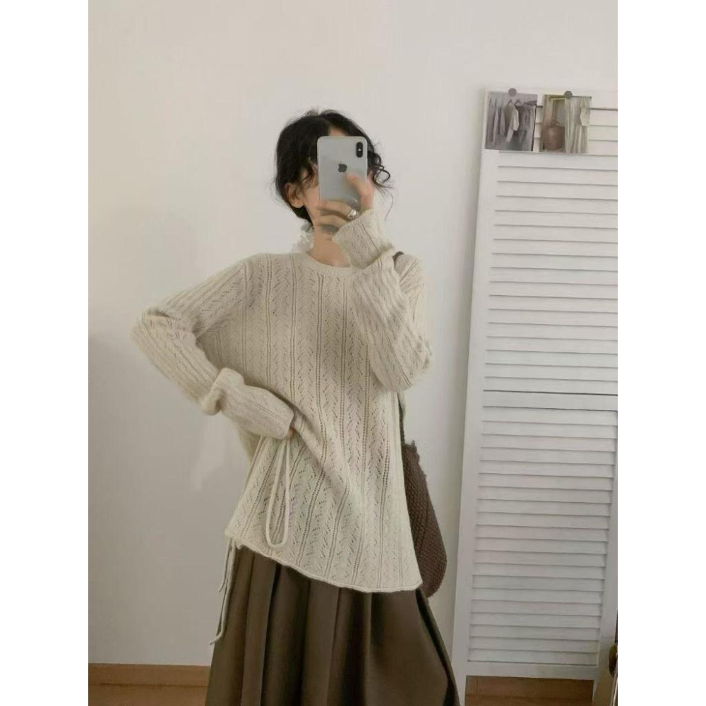 【𝐊𝐈𝐁𝐎𝐘𝐎】雲朵感鏤空針織長版上衣｜現貨-細節圖5