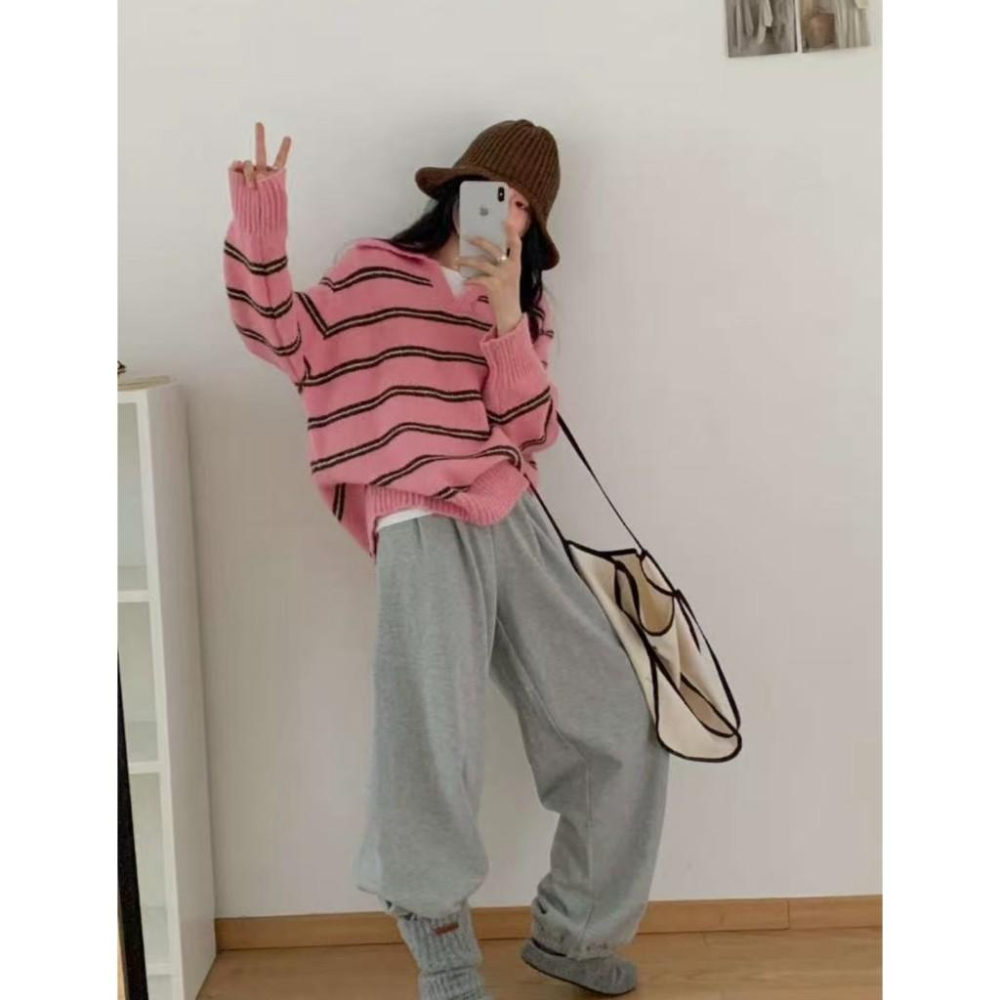 【𝐊𝐈𝐁𝐎𝐘𝐎】休閒Polo領寬鬆配色條紋長版針織衫上衣｜現貨-細節圖3