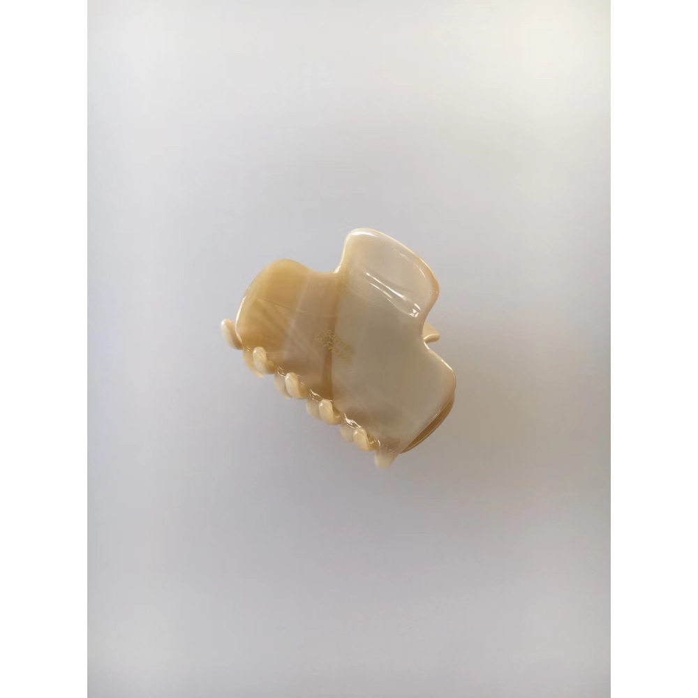 韓國髮飾NYU 牛奶糖迷你鯊魚夾-細節圖8
