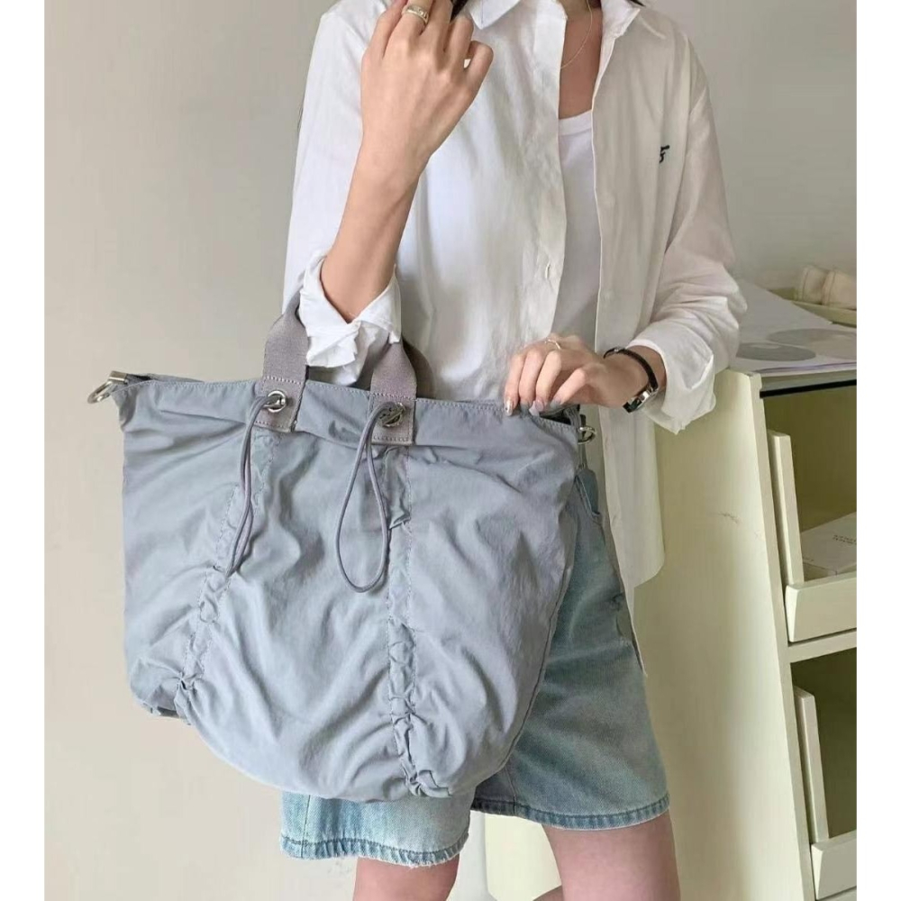 韓國TRO人氣休閒通勤抽繩手拿側背托特包-細節圖4