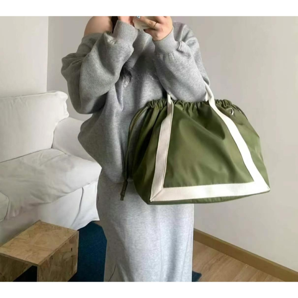 韓國TRO 文青通勤抽繩尼龍手提側背托特包-細節圖4